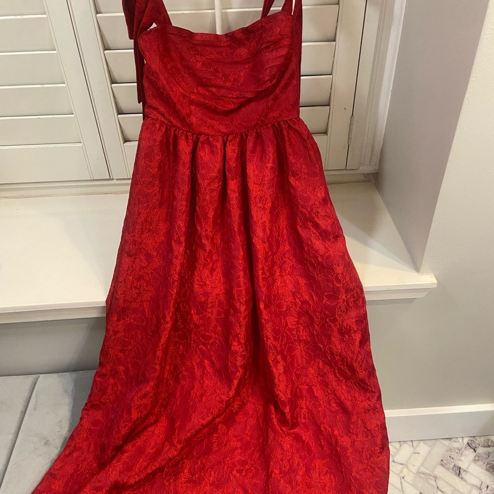 Lulu's Vibrant Red Textured Dress